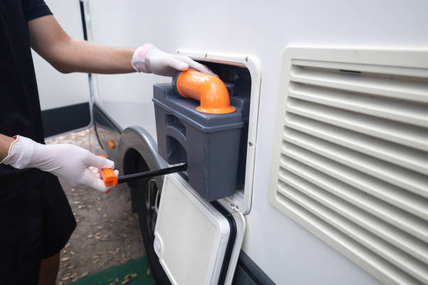 Best Portable restroom trailer rental  in Bells, TN